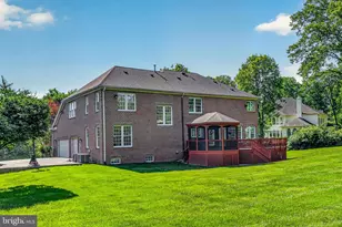2954 Bonds Ridge Ct, Oakton, VA 22124 - Photo 13