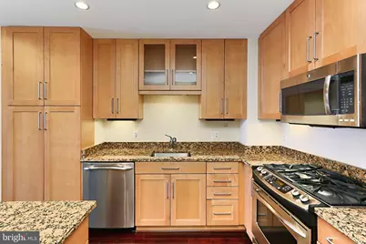 8220 Crestwood Heights Drive #302, McLean, VA 22102 - Photo 15