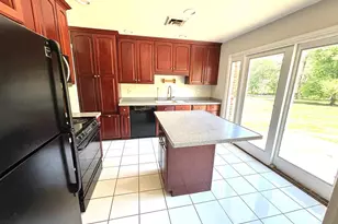 703 Kentland Dr, Great Falls, VA 22066 - Photo 7