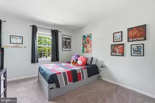 9215 Cork Pl, Burke, VA 22015 - Photo 23