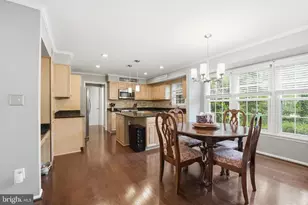 9215 Cork Pl, Burke, VA 22015 - Photo 13