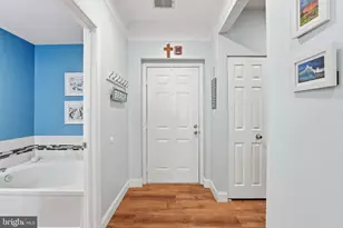 6519 Grange Ln, Alexandria, VA 22315 - Photo 5