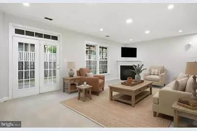 8908 Royal Hannah Lane, Fairfax, VA 22031 - Photo 9