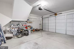 8908 Royal Hannah Ln, Fairfax, VA 22031 - Photo 51