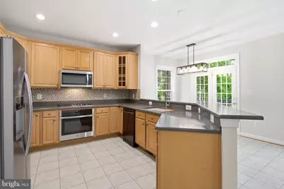 8908 Royal Hannah Lane, Fairfax, VA 22031 - Photo 25