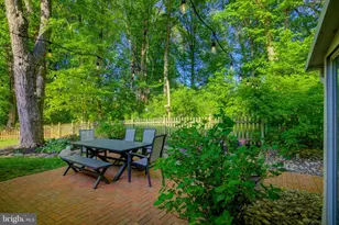 9518 Heathwood Ct, Burke, VA 22015 - Photo 47