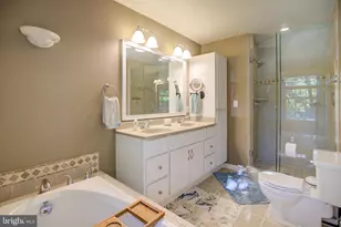 9518 Heathwood Ct, Burke, VA 22015 - Photo 27