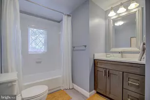 9518 Heathwood Ct, Burke, VA 22015 - Photo 23