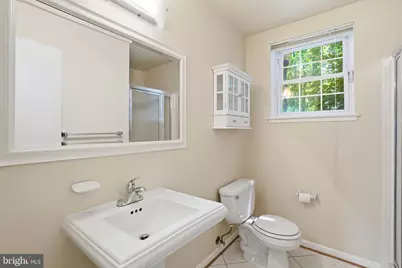 2391 Hunters Square Court, Reston, VA 20191 - Photo 19