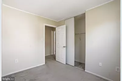 2391 Hunters Square Court, Reston, VA 20191 - Photo 13