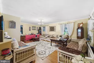 6105 Munson Hill Rd, Falls Church, VA 22044 - Photo 11