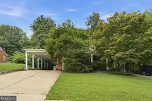 6105 Munson Hill Rd, Falls Church, VA 22044 - Photo 1