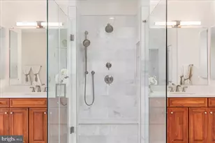 5645 Tower Hill Cir, Alexandria, VA 22315 - Photo 41
