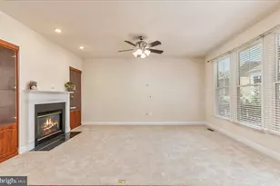 5645 Tower Hill Cir, Alexandria, VA 22315 - Photo 25