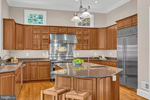 8600 Cathedral Forest Dr, Fairfax Station, VA 22039 - Photo 25