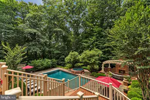 8600 Cathedral Forest Dr, Fairfax Station, VA 22039 - Photo 5