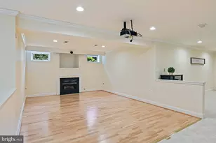 1706 Broadfield Ln, Vienna, VA 22182 - Photo 51