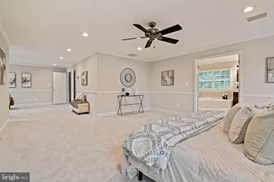 1706 Broadfield Ln, Vienna, VA 22182 - Photo 33
