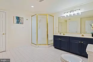 1706 Broadfield Ln, Vienna, VA 22182 - Photo 57