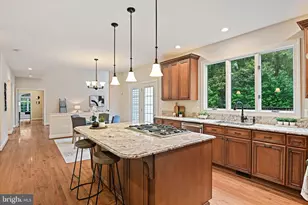 1706 Broadfield Ln, Vienna, VA 22182 - Photo 21
