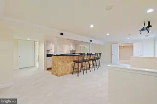 1706 Broadfield Ln, Vienna, VA 22182 - Photo 47
