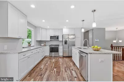 1105 Clarke Street, Herndon, VA 20170 - Photo 13