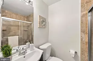 6507 Sunburst Way, Alexandria, VA 22315 - Photo 23