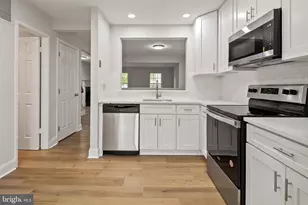 8684 Venoy Ct, Alexandria, VA 22309 - Photo 7