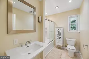 3304 Piper Ln, Alexandria, VA 22306 - Photo 27