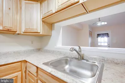 5981 Havener House Way #7000, Centreville, VA 20120 - Photo 11