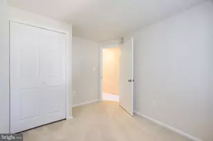 5981 Havener House Way, Centreville, VA 20120 - Photo 21