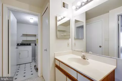 5981 Havener House Way #7000, Centreville, VA 20120 - Photo 17