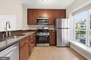 6603 Jupiter Hills Cir, Alexandria, VA 22312 - Photo 9