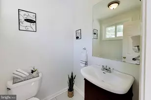 5510 Eastbourne Dr, Springfield, VA 22151 - Photo 13