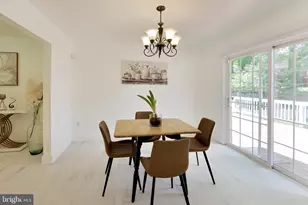 5510 Eastbourne Dr, Springfield, VA 22151 - Photo 9
