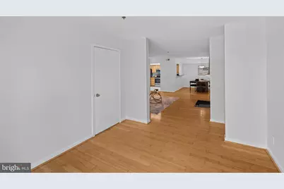 3179 Summit Square Drive #2-C4, Oakton, VA 22124 - Photo 37