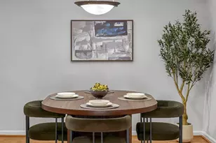 3179 Summit Square Dr, Oakton, VA 22124 - Photo 17