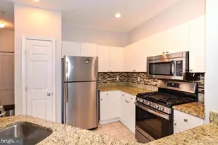 11317 Aristotle Dr, Fairfax, VA 22030 - Photo 7