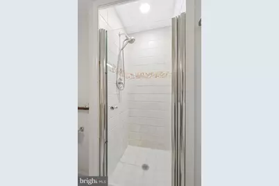 12617 Glenbrooke Woods Drive, Herndon, VA 20171 - Photo 19
