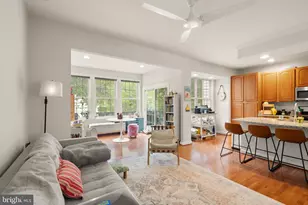 12922 Starters Ln, Fairfax, VA 22033 - Photo 15