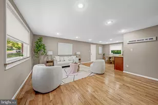 12772 Bradwell Rd, Herndon, VA 20171 - Photo 5