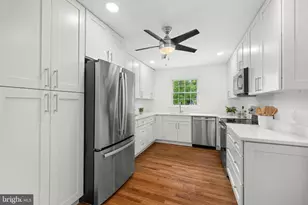 2501 Duxbury Pl, Alexandria, VA 22308 - Photo 15