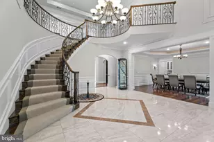 9889 Oxcrest Dr, Fairfax Station, VA 22039 - Photo 9