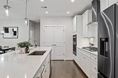 2320 Field Point Road #4-102, Herndon, VA 20171 - Photo 5