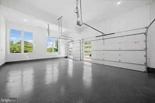1835 Pimmit Dr, Falls Church, VA 22043 - Photo 23