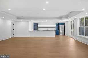 1835 Pimmit Dr, Falls Church, VA 22043 - Photo 19