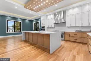1835 Pimmit Dr, Falls Church, VA 22043 - Photo 27