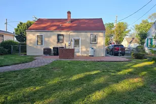8524 Highland Ln, Alexandria, VA 22309 - Photo 3