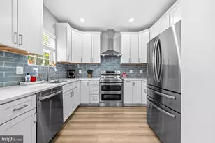 6025 McAlester Way, Centreville, VA 20121 - Photo 11