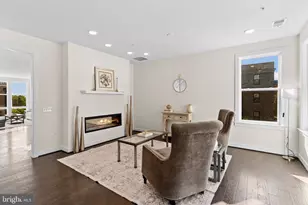 13385 Launders St, Herndon, VA 20171 - Photo 9